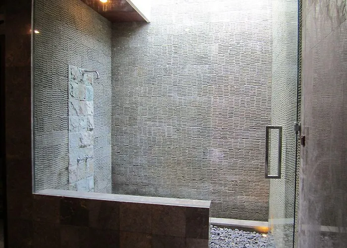 Tulip Villa *